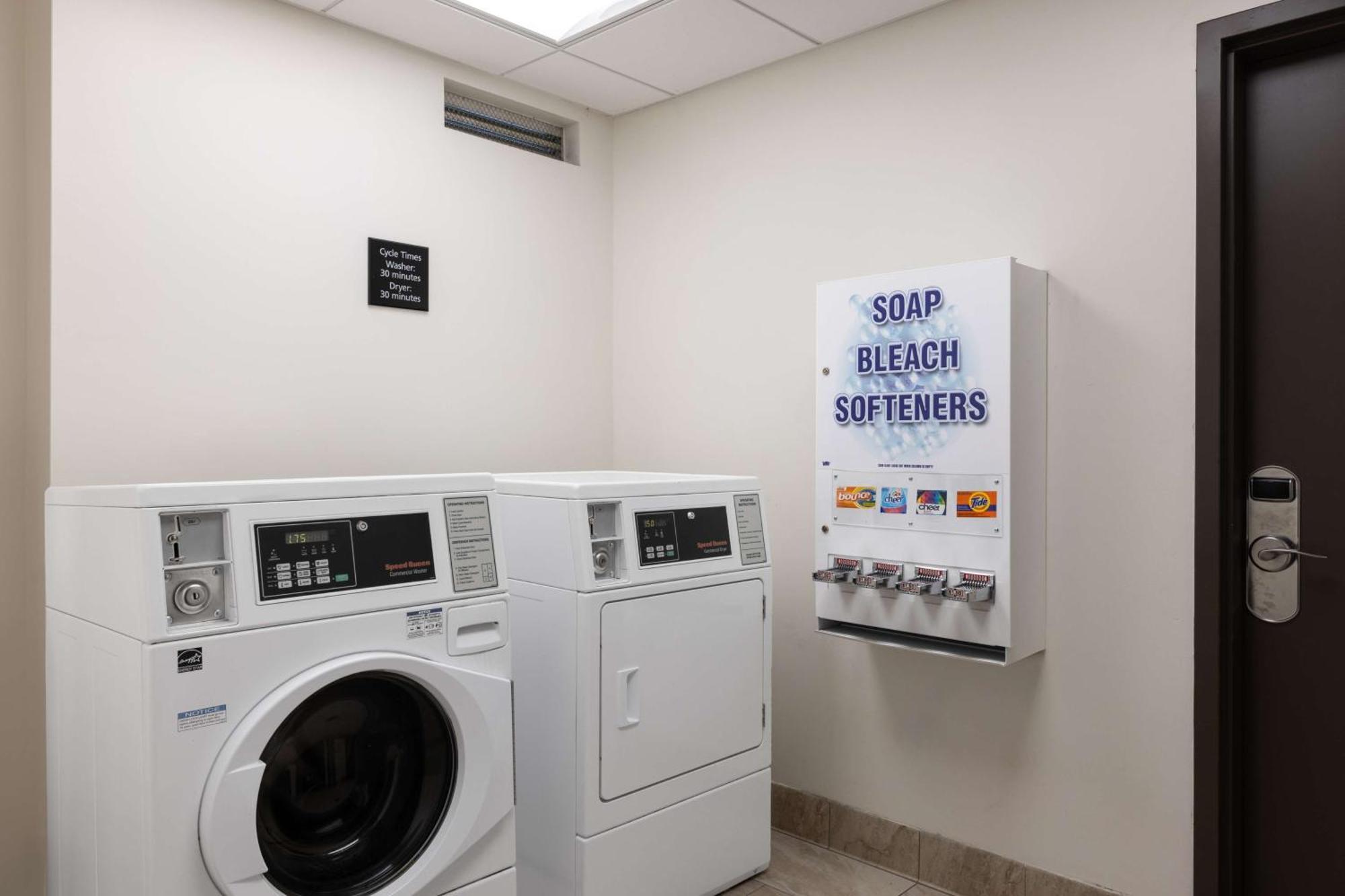 Hampton Inn San Jose Cherry Ave, Ca מראה חיצוני תמונה